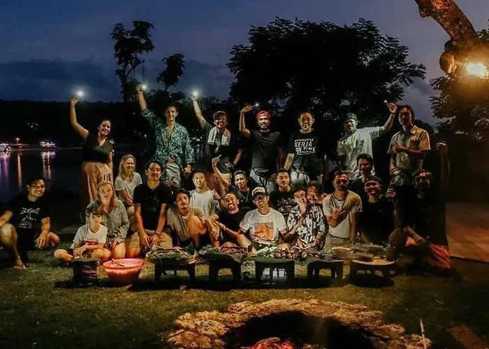 Hostel Bong Lux *